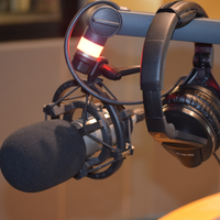 Slow Radyo Dinle: En Duygusal Şarkılar Tek Frekansta